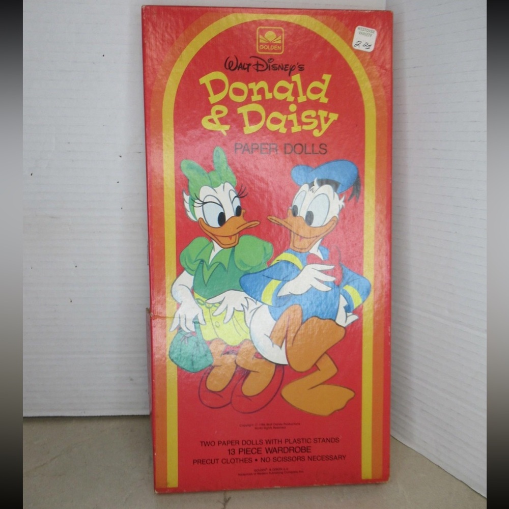 VINTAGE Uncut Disney Donald & Daisy Paper Dolls/Complete Set/Western Publishing